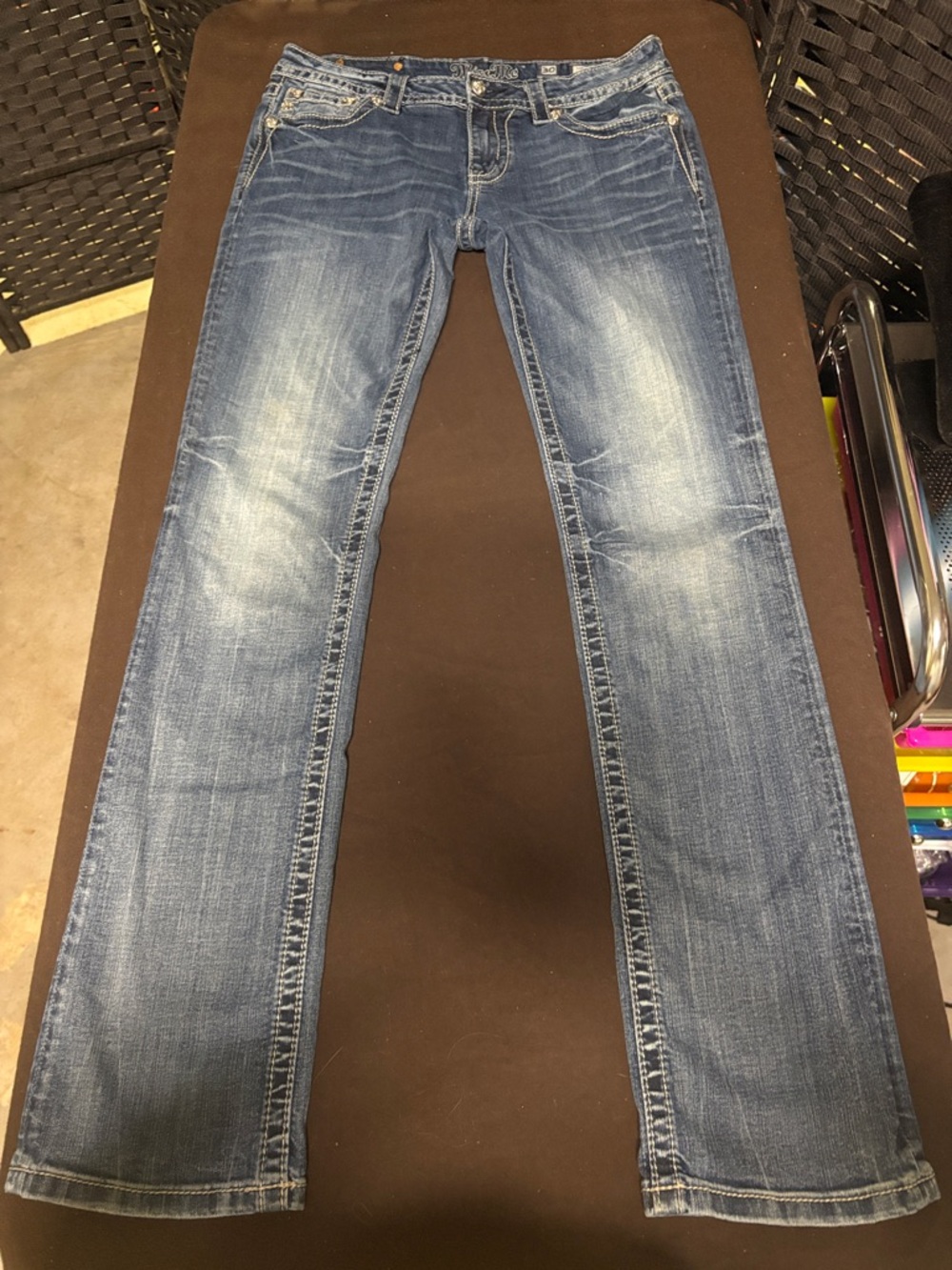 Miss Me Straight Jeans in Faded Blue Wash Size 30 with an inseam of 31